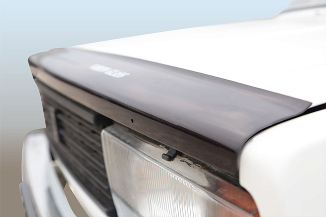 Спойлер на капот Lada 2105 с крепежом VG