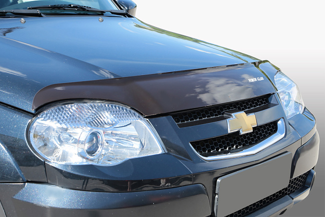 Спойлер на капот Chevrolet Niva с еврокрепежом VG