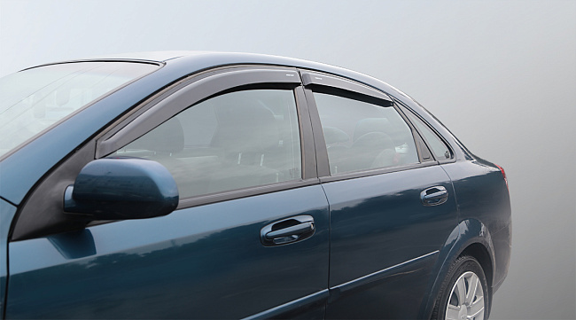 Дефлекторы Chevrolet Lacetti 04-13 седан, нак., неломающиеся, 4шт