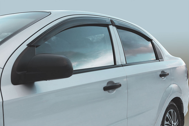 Дефлекторы CORSAR Chevrolet Aveo I 02-12 седан, нак., 4шт